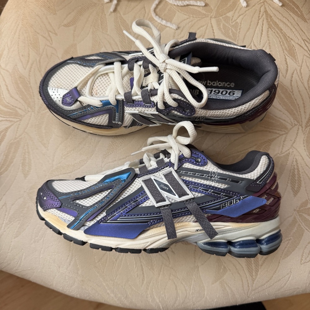 New Balance 1906a Shoes